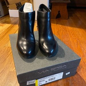 Black Via Spiga Booties